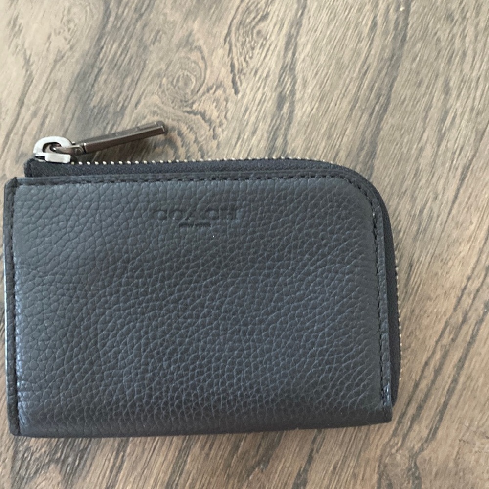 ❌SOLD❌COACH NWT 76314 L Zip Car Key Case With Signature Canvas